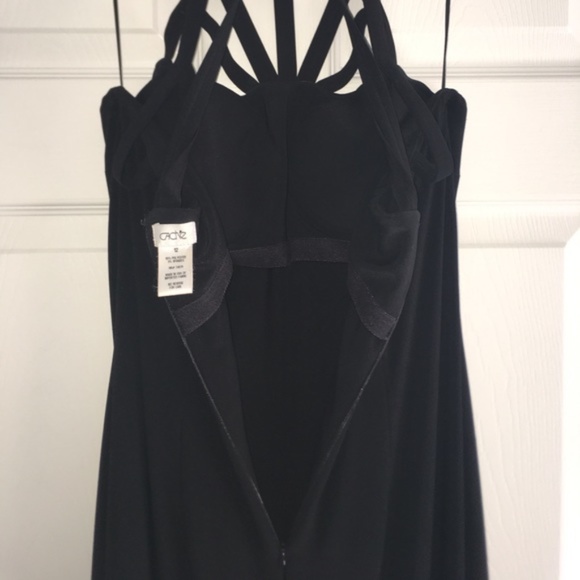 Cache’ Black Caged Evening Gown with Train - Picture 7 of 8